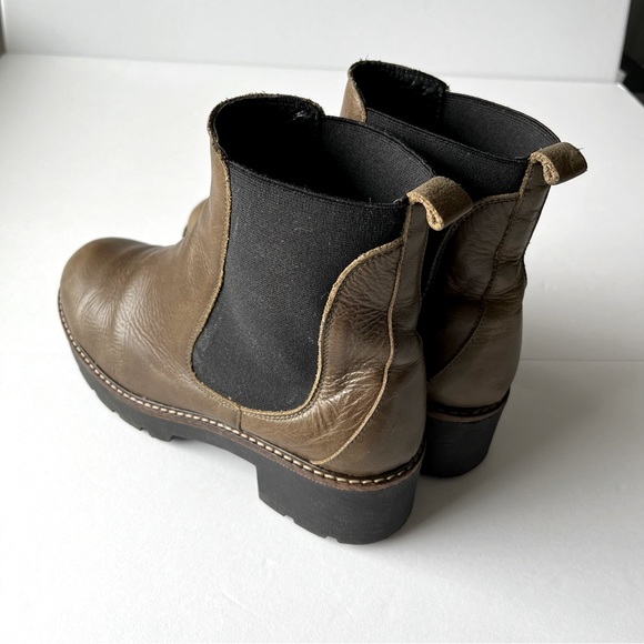 Anthropologie “ Dale” Leather Chelsea Ankle Boots Size 8 - Picture 3 of 14